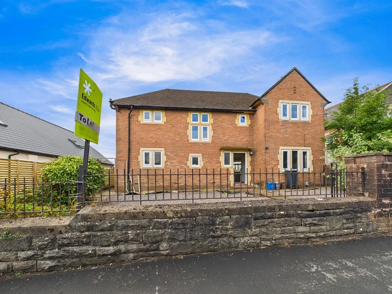 Similar Property: Detached in Rumney