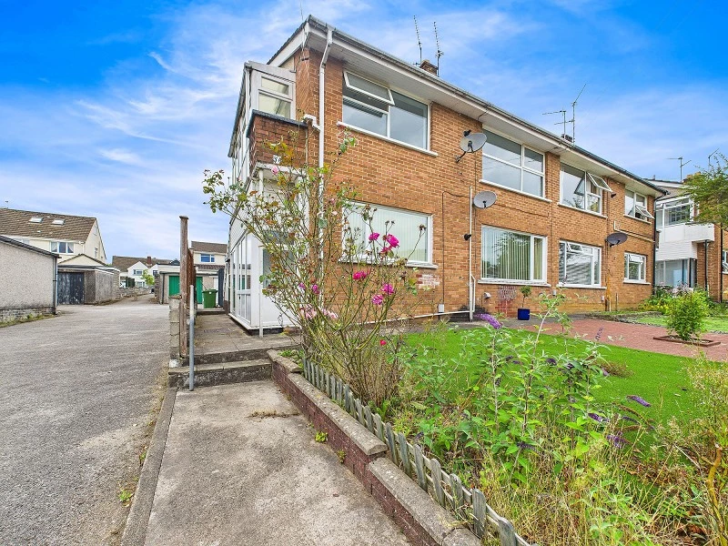 Similar Property: Maisonette in Cardiff