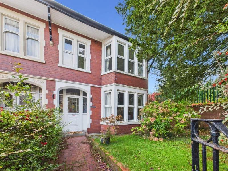 Similar Property: End of Terrace in Cardiff