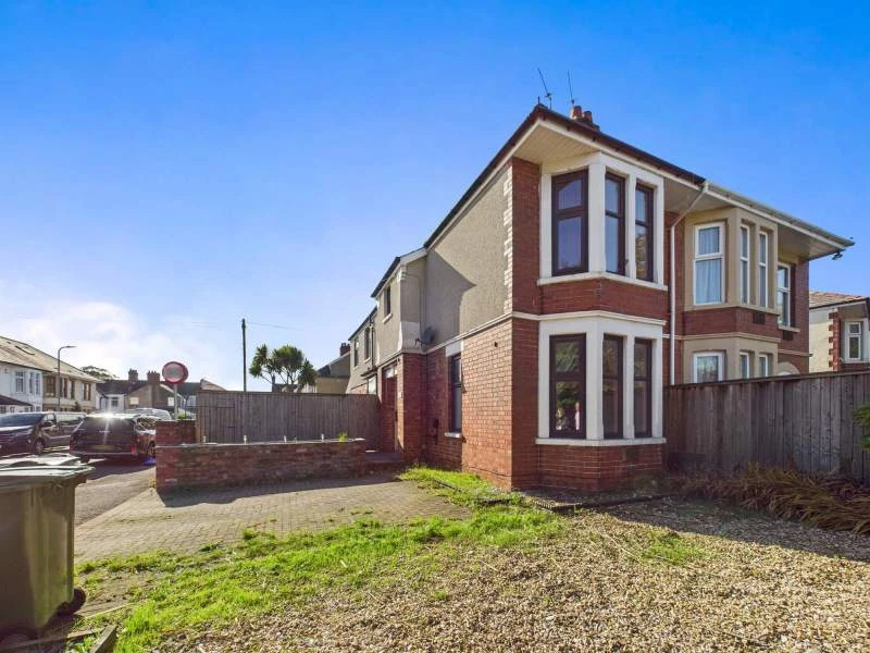 Similar Property: Semi Detached in Cardiff