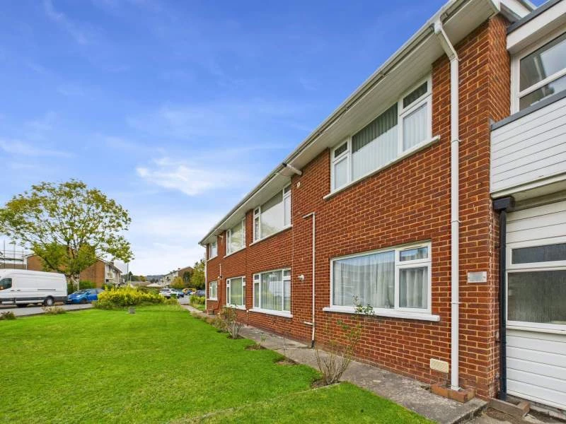 Similar Property: Ground Maisonette in Cardiff