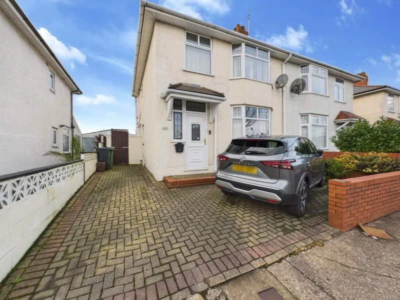 Similar Property: Semi Detached in Heath