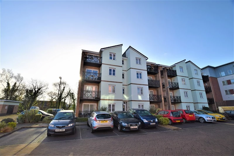 Similar Property: Flat in Llanishen