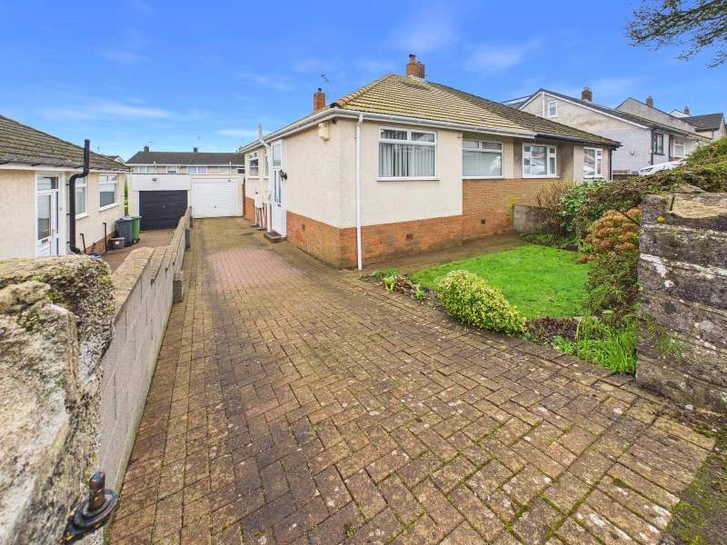 Similar Property: Semi Detached Bungalow in Cardiff