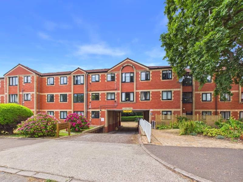 Similar Property: Retirement in Cardiff