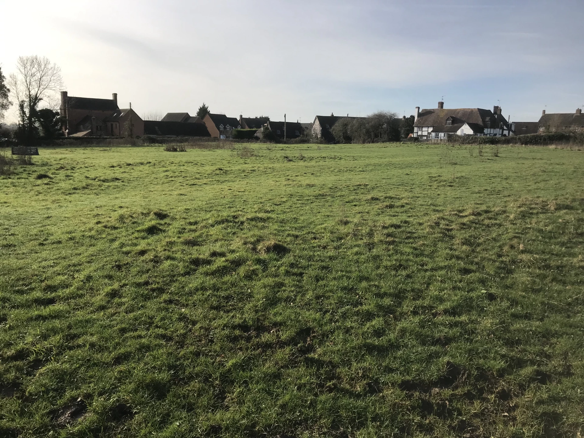 Broughton Hackett Worcester W