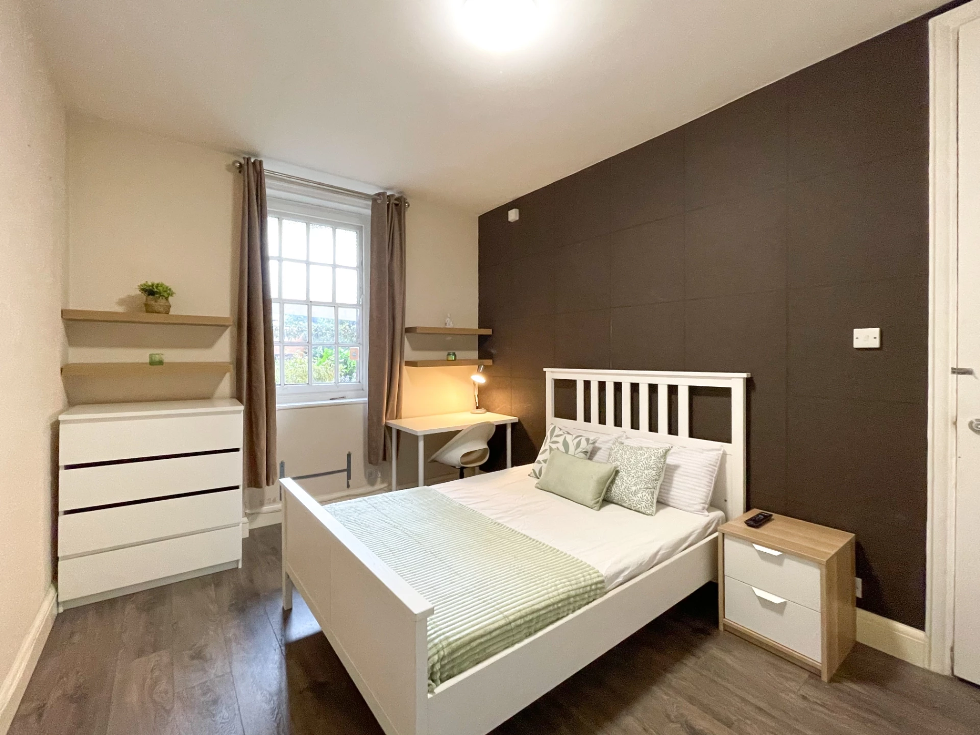 Similar Property: Double Room in St John's Wood