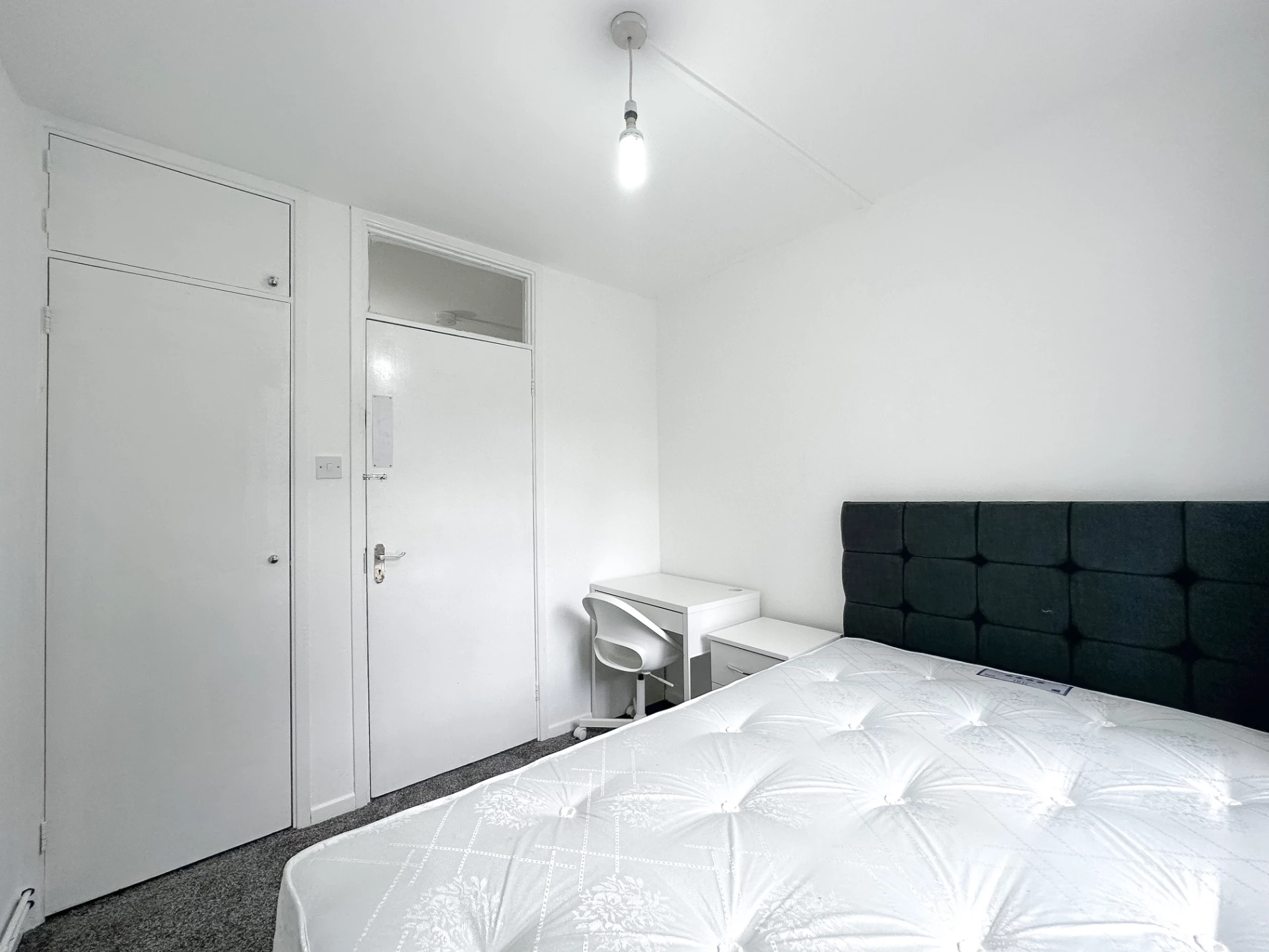 Similar Property: Double Room in Kilburn