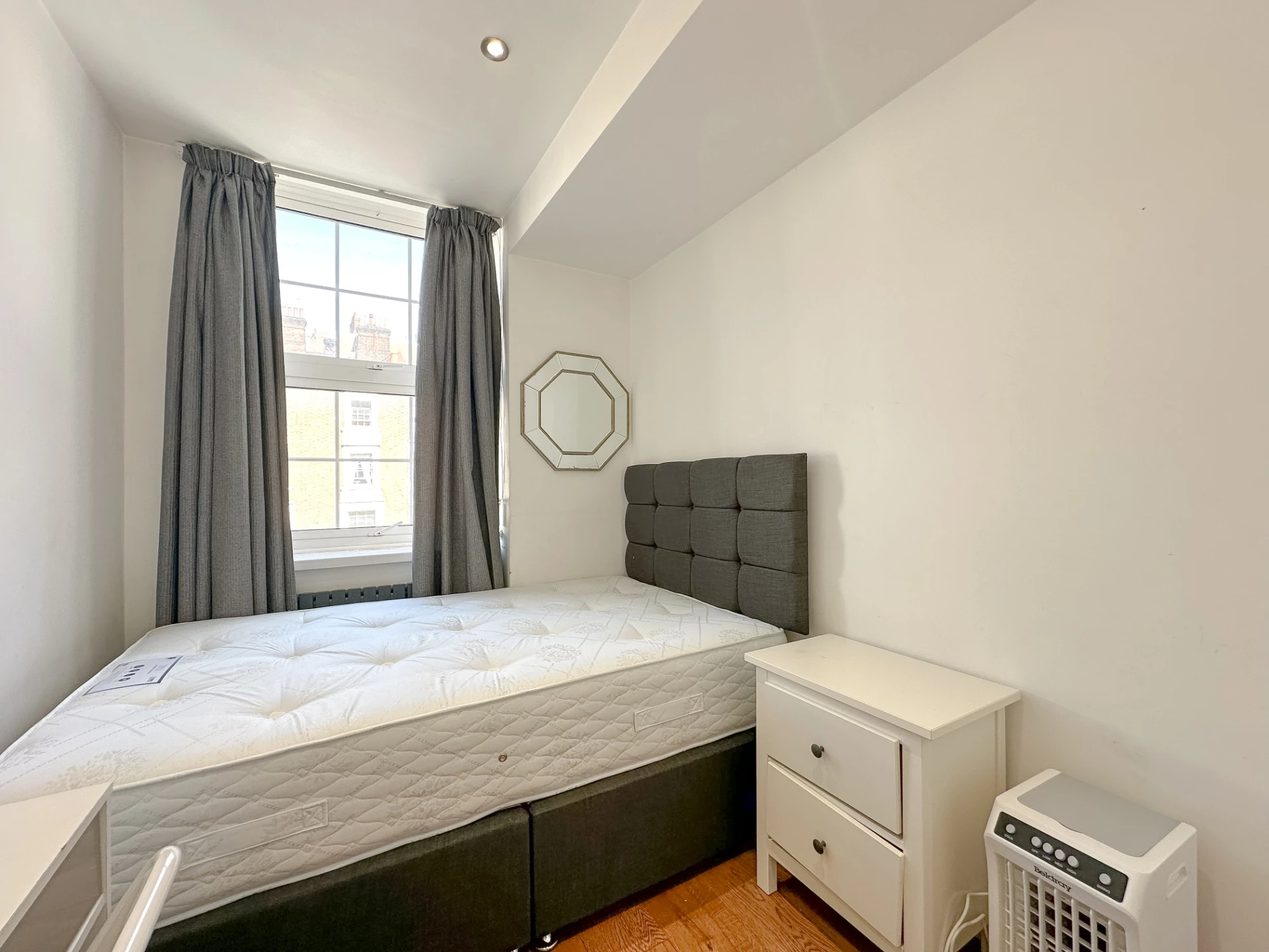 Similar Property: Double Room in Marylebone