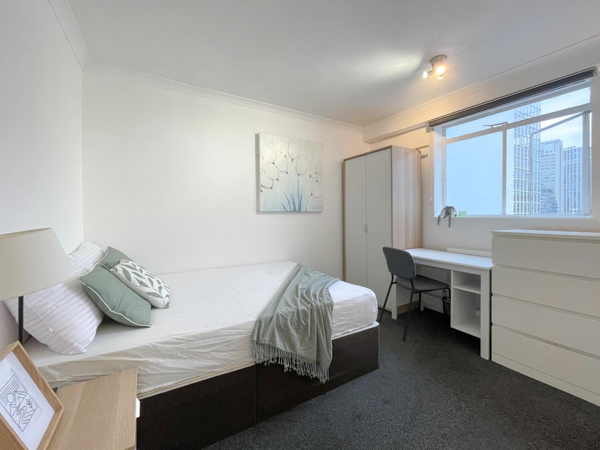 Similar Property: Ensuite Double Room in Marylebone