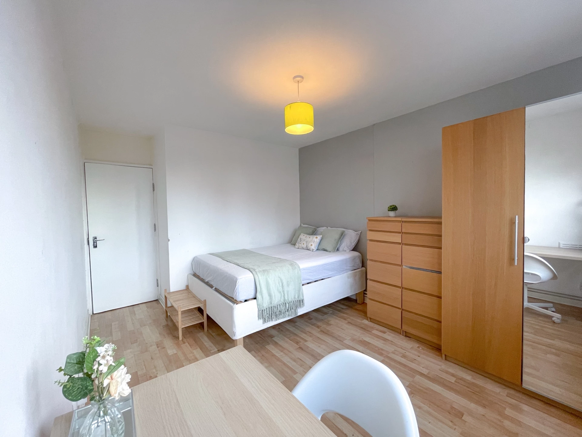Similar Property: Double Room in Old Street