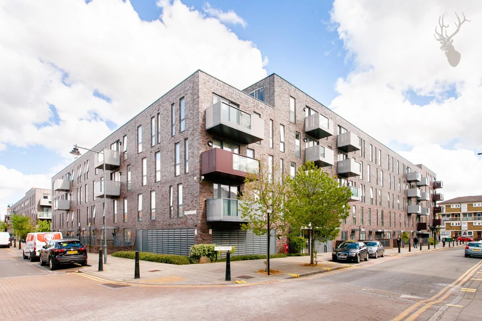 Similar Property: Flat - Purpose Built in 