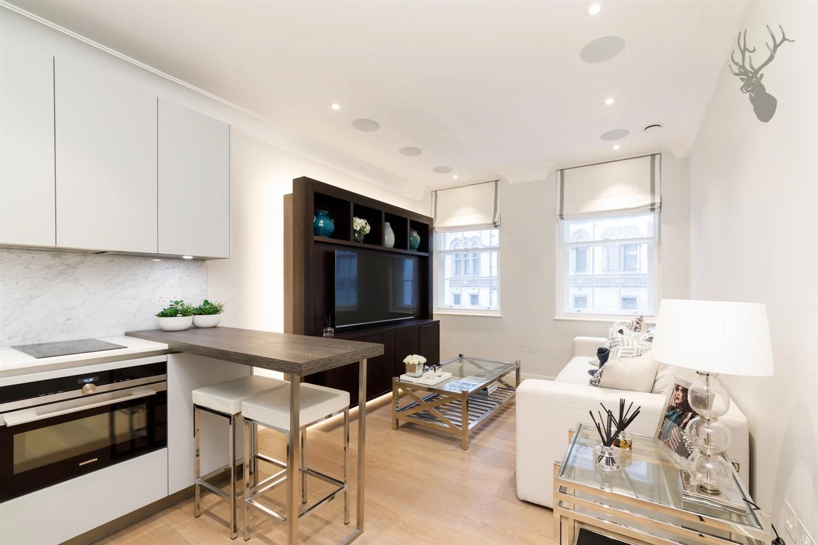 Similar Property: Apartment in Holborn
