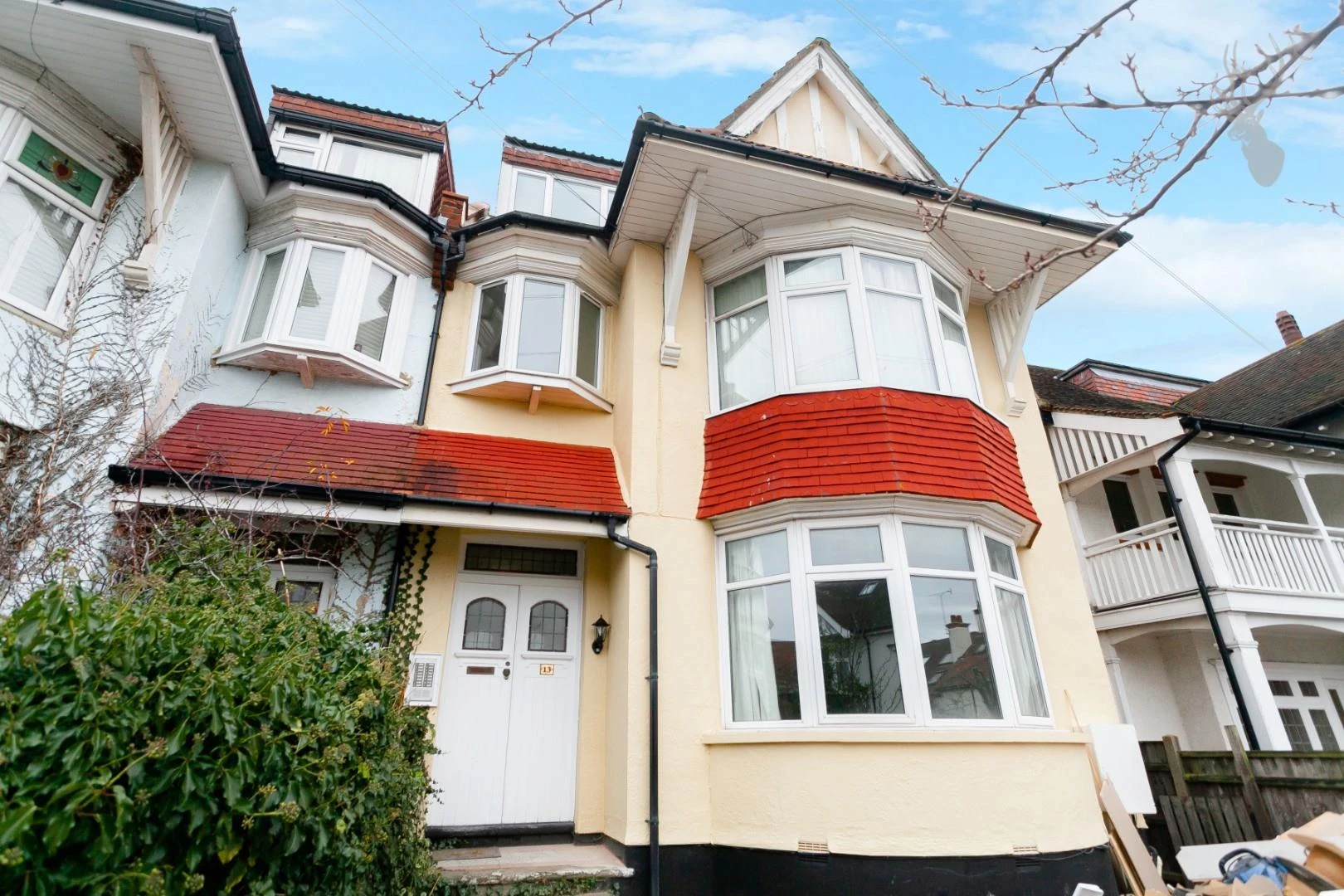 Hillside Crescent Leigh-On-Sea Leigh-On-Sea SS9