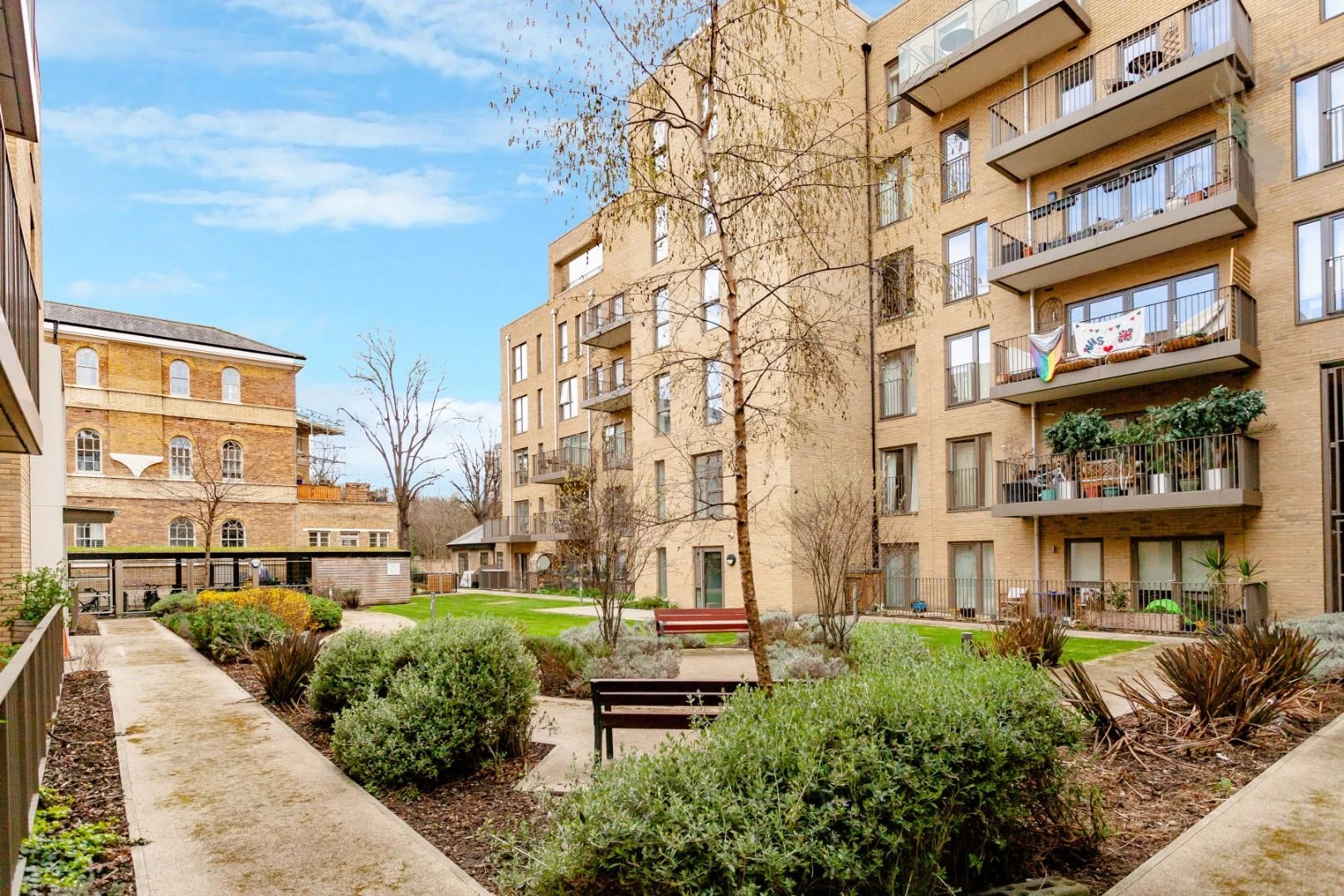 Similar Property: Flat in Bow