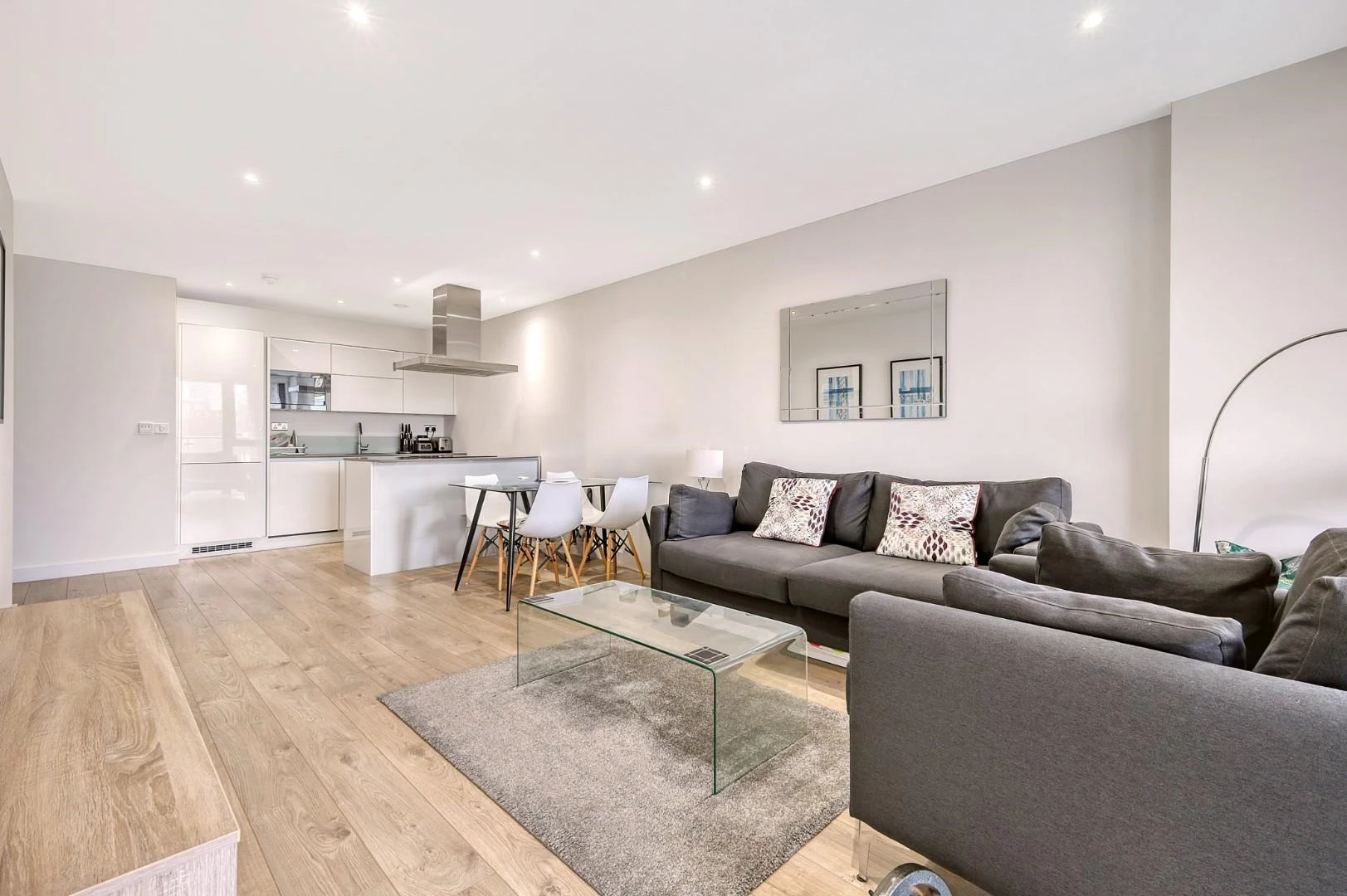 Similar Property: Apartment in Bow