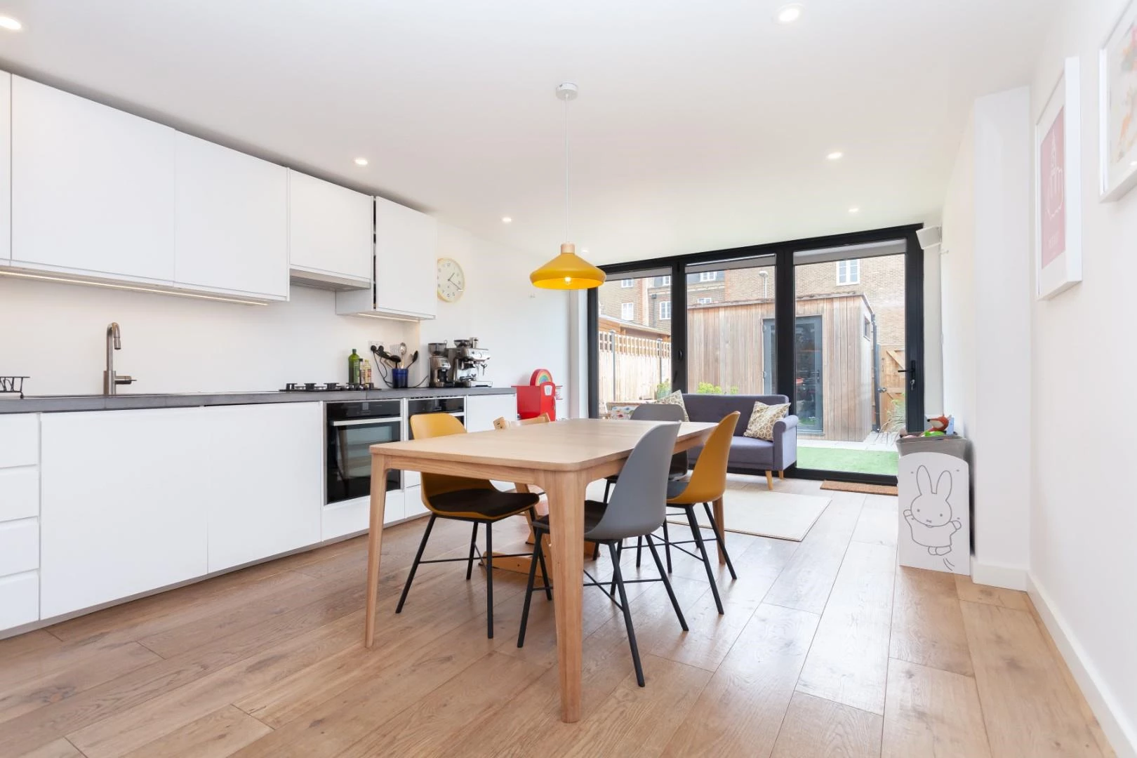 Similar Property: House in Stepney Green