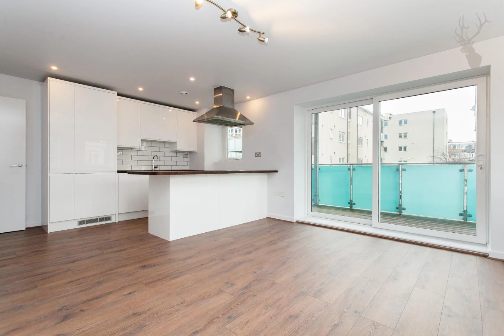 Similar Property: Flat - Purpose Built in 