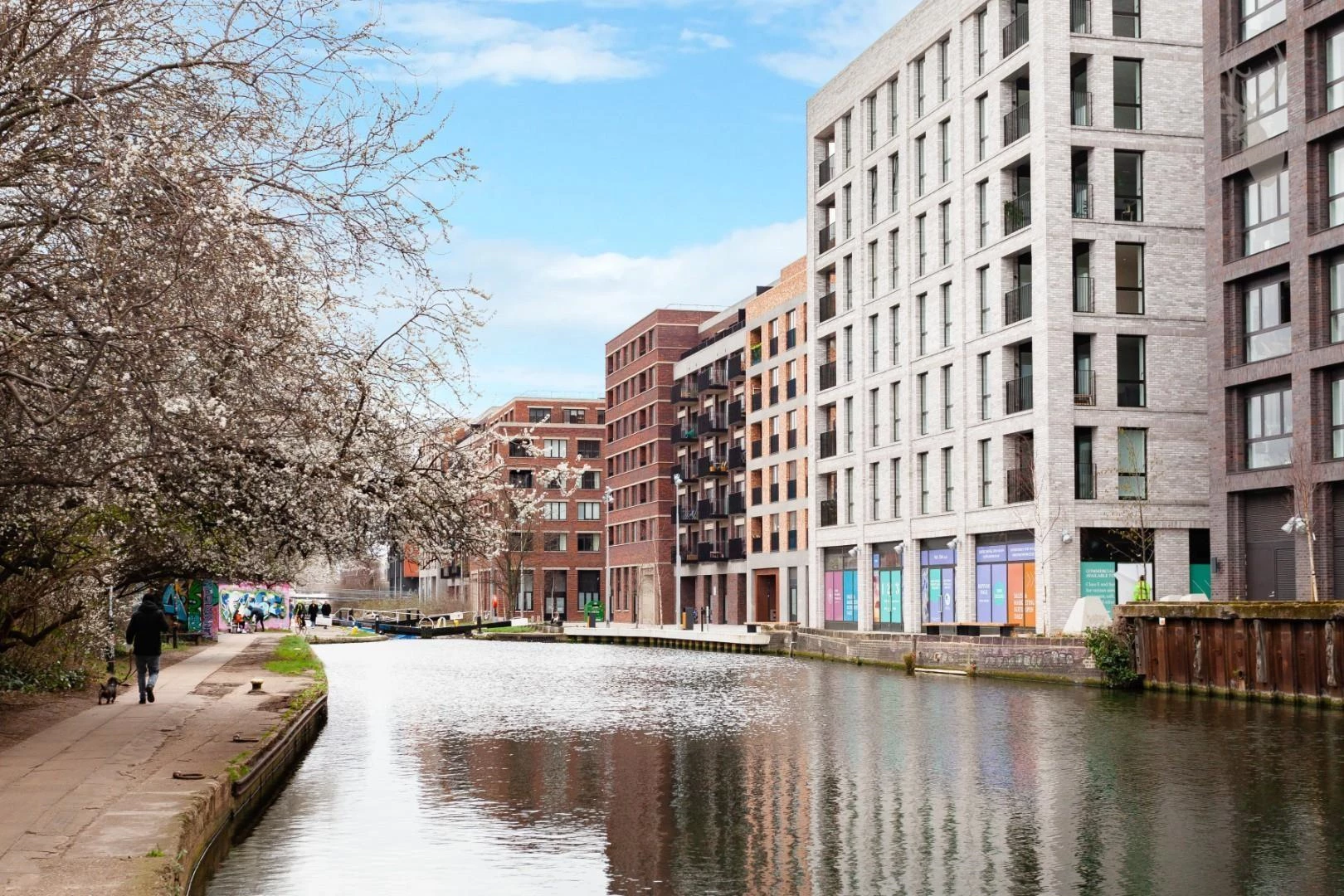 Similar Property: Apartment in Bow