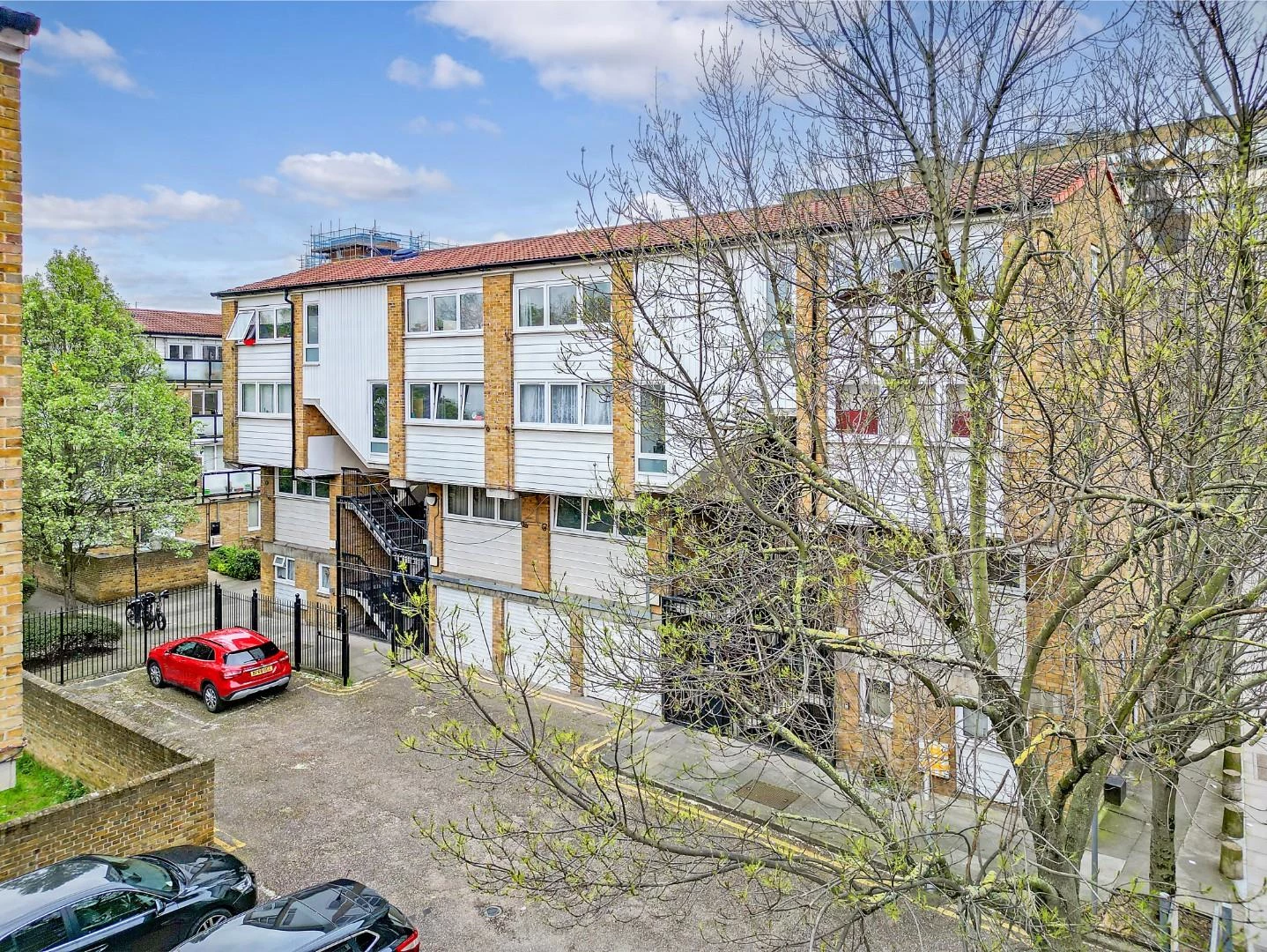 Similar Property: Apartment in Whitechapel