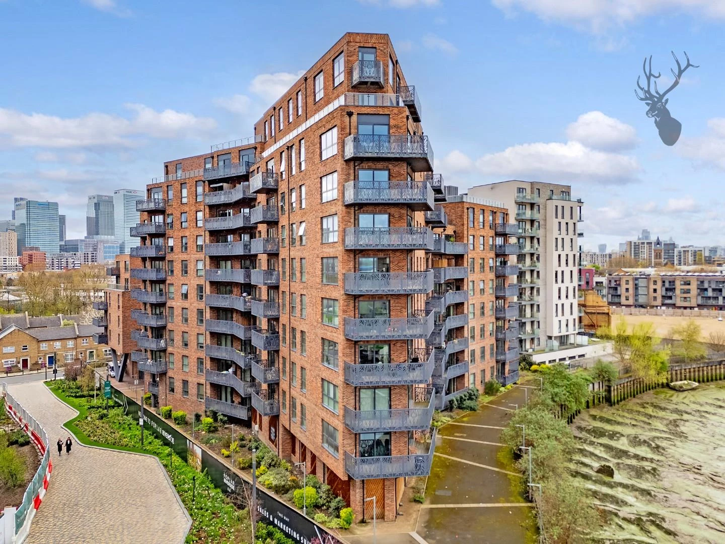 139 Leven Road Poplar Riverside London E14