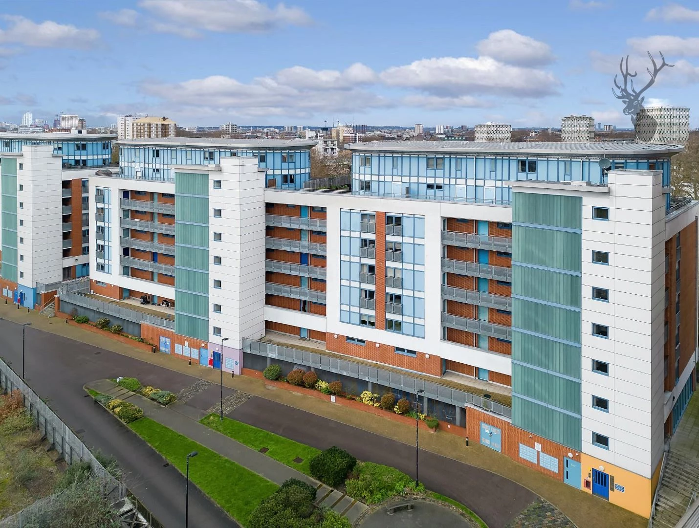 Similar Property: Flat - Penthouse in Bethnal Green