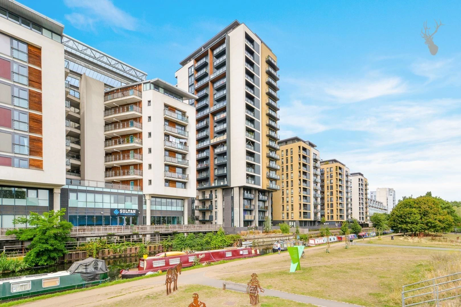 Similar Property: Apartment in Bethnal Green