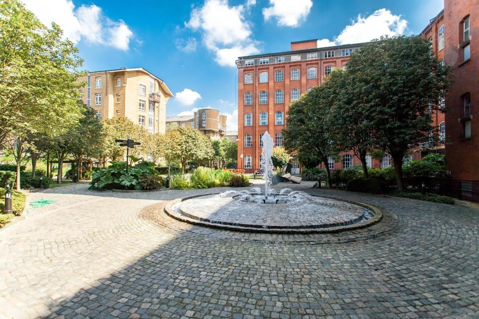 60, Fairfield Road London E3
