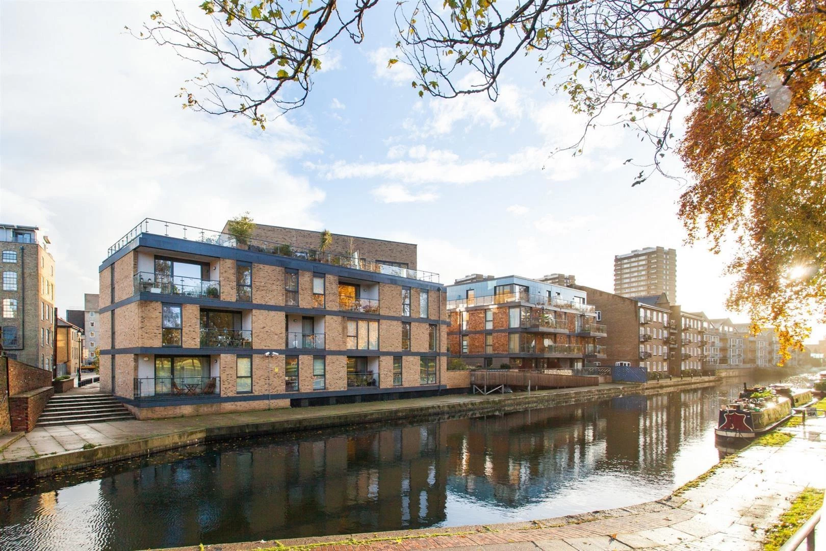 Similar Property: Apartment in Bow