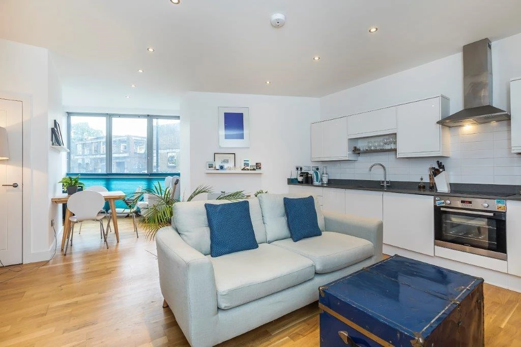Similar Property: Apartment in Bow