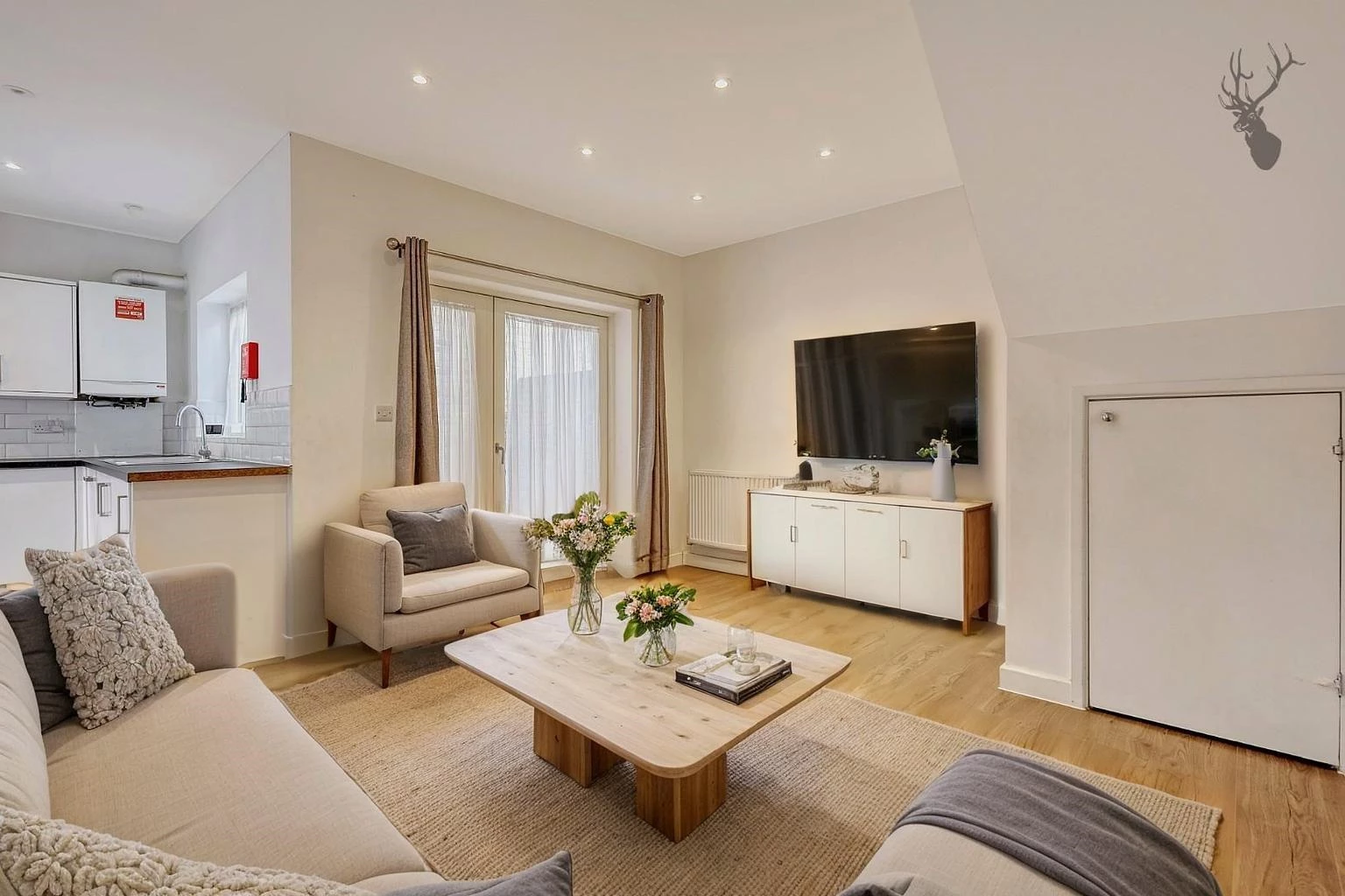 Similar Property: House - Mid Terrace in Forest Gate