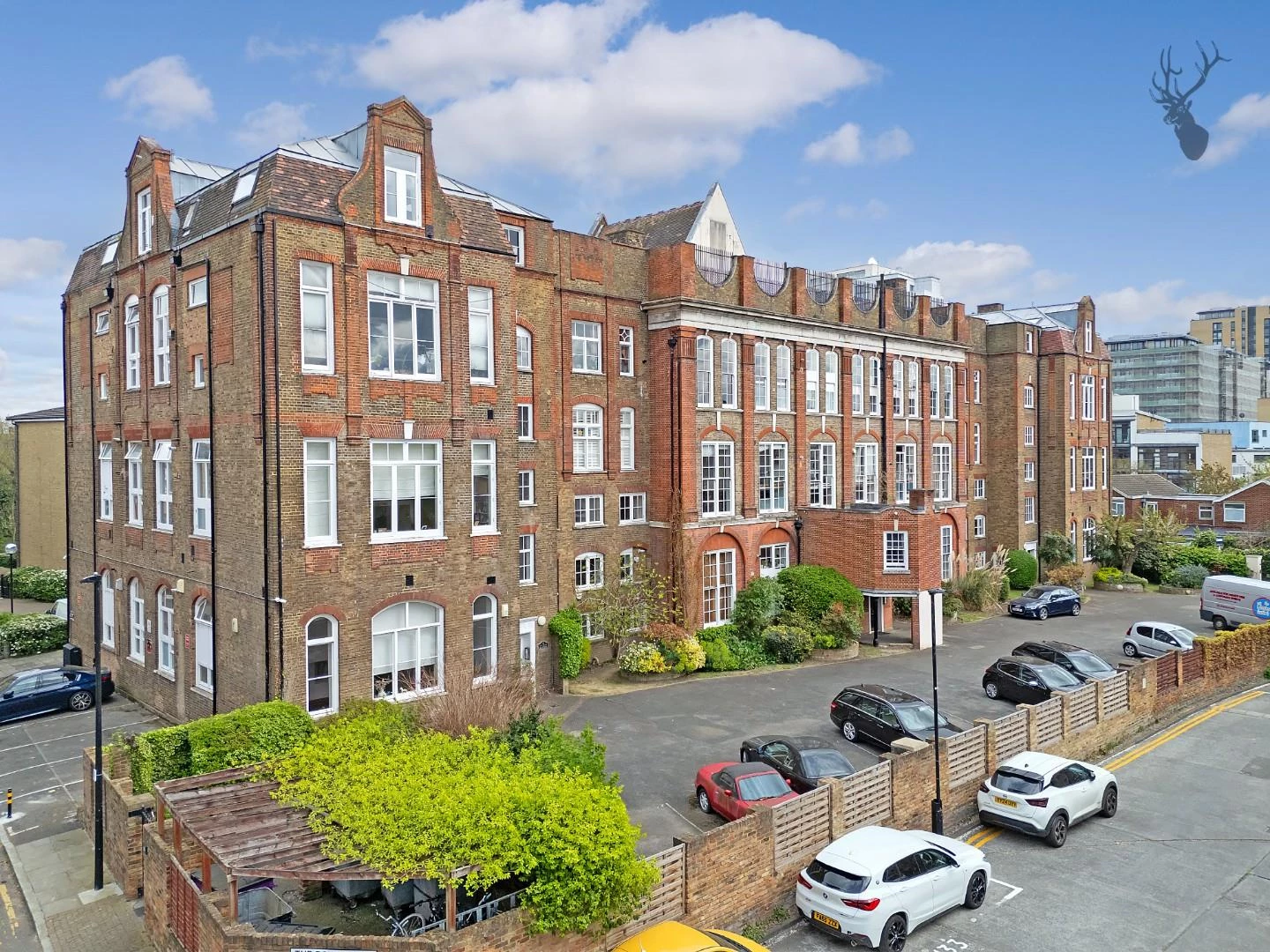 Similar Property: Apartment - Conversion in Bethnal Green