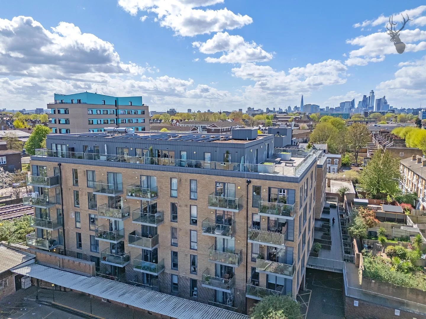 Similar Property: Flat - Purpose Built in Bow