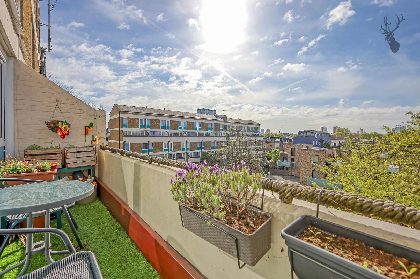 Similar Property: Apartment - Duplex in Bow