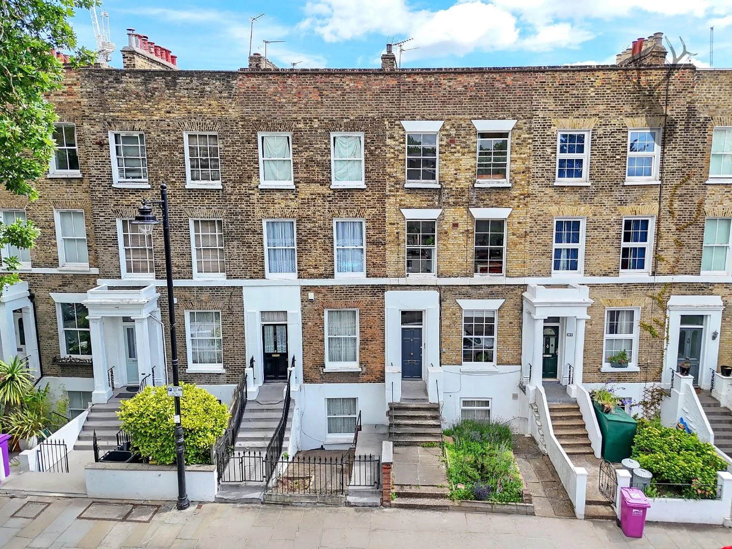 Similar Property: Apartment in Hackney