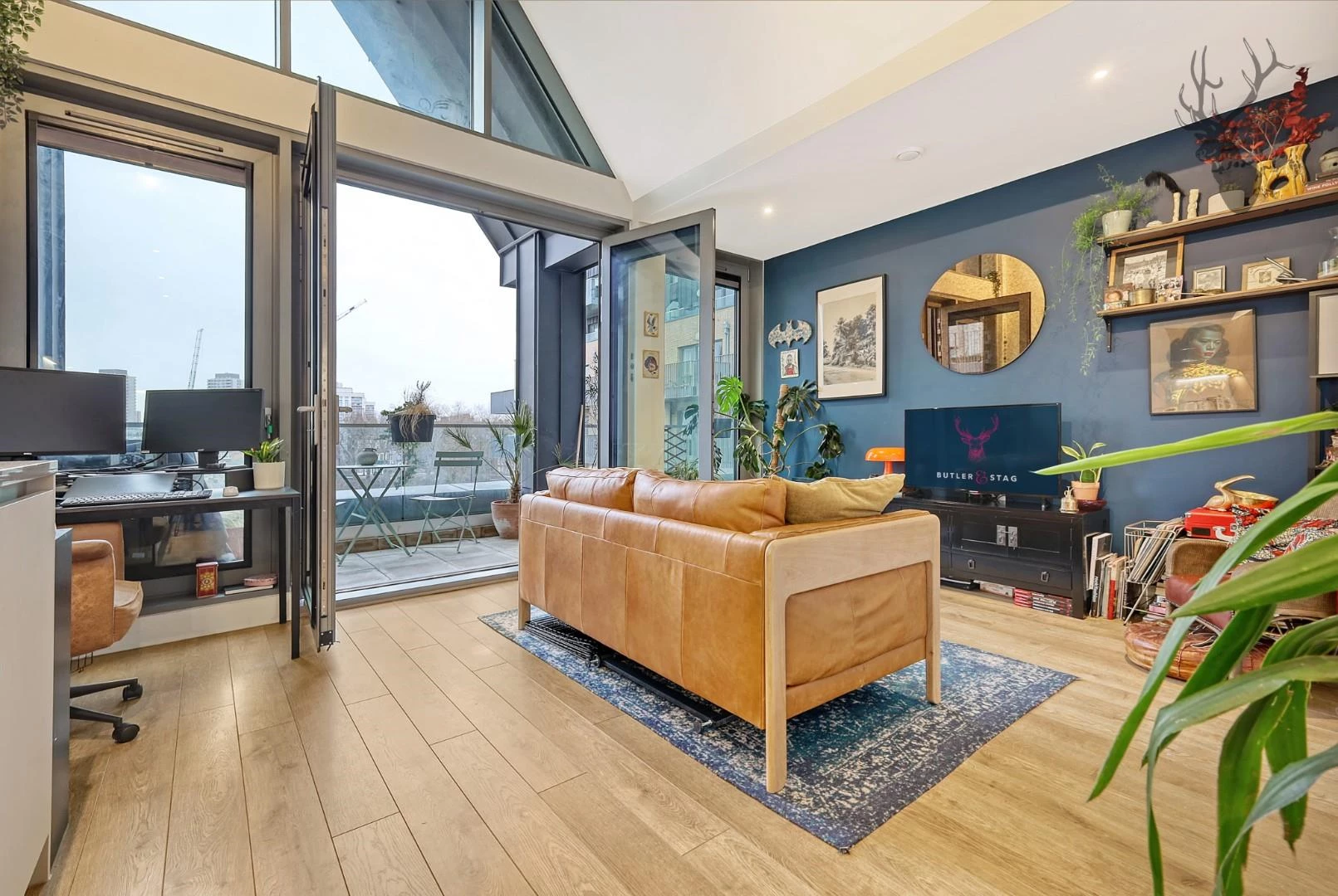 Similar Property: Apartment in Bow