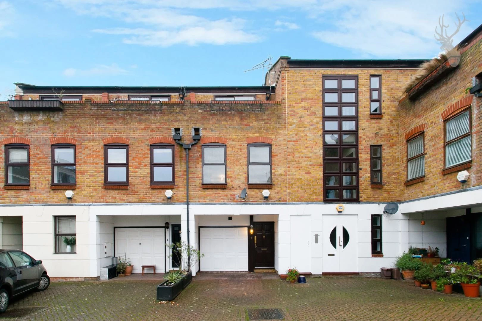 Similar Property: House - Townhouse in Bow