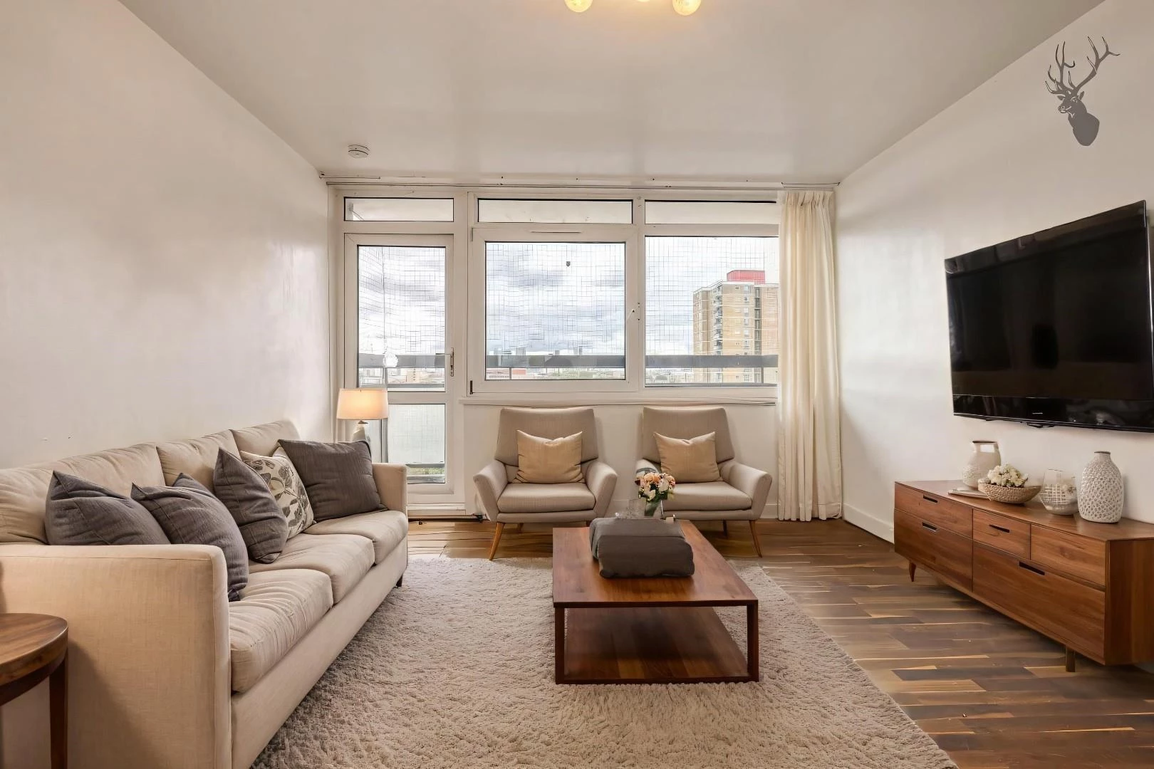 Similar Property: Flat in Bow