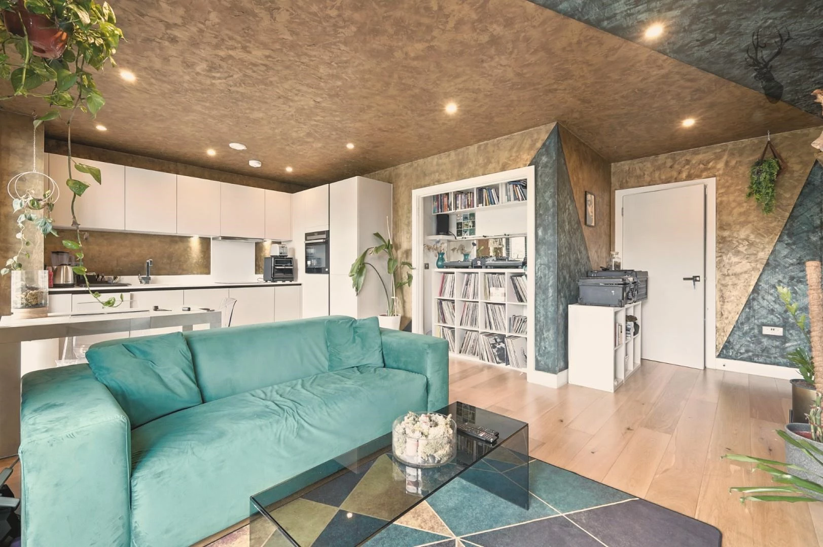 Similar Property: Apartment - Second Floor in Fish Island