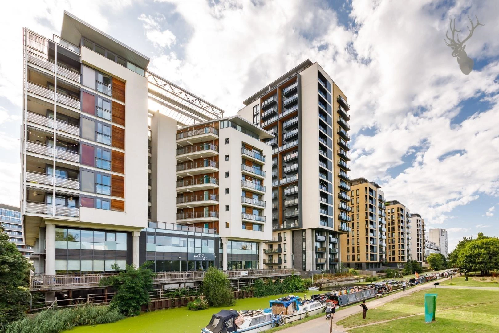 Similar Property: Apartment in Bethnal Green