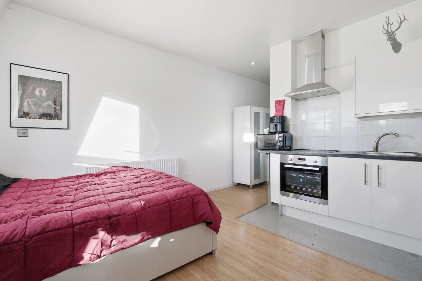 Similar Property: Studio in Mile End