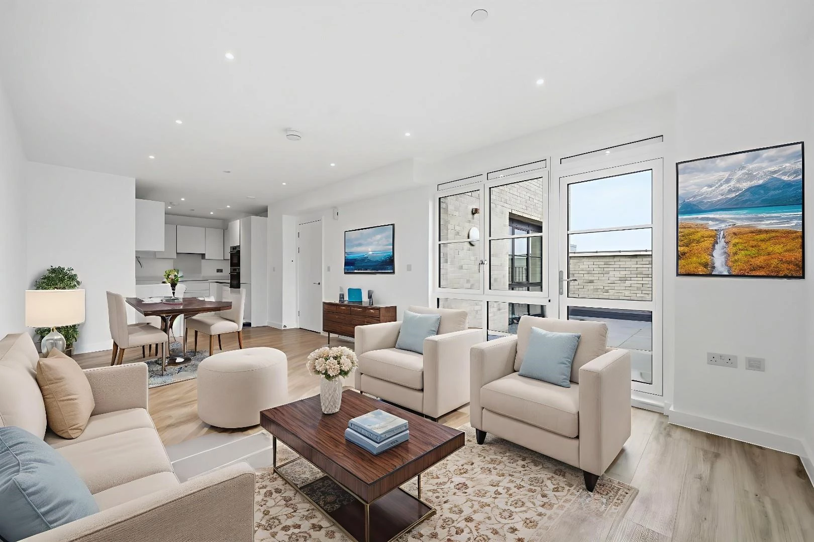 Similar Property: Apartment in Bethnal Green