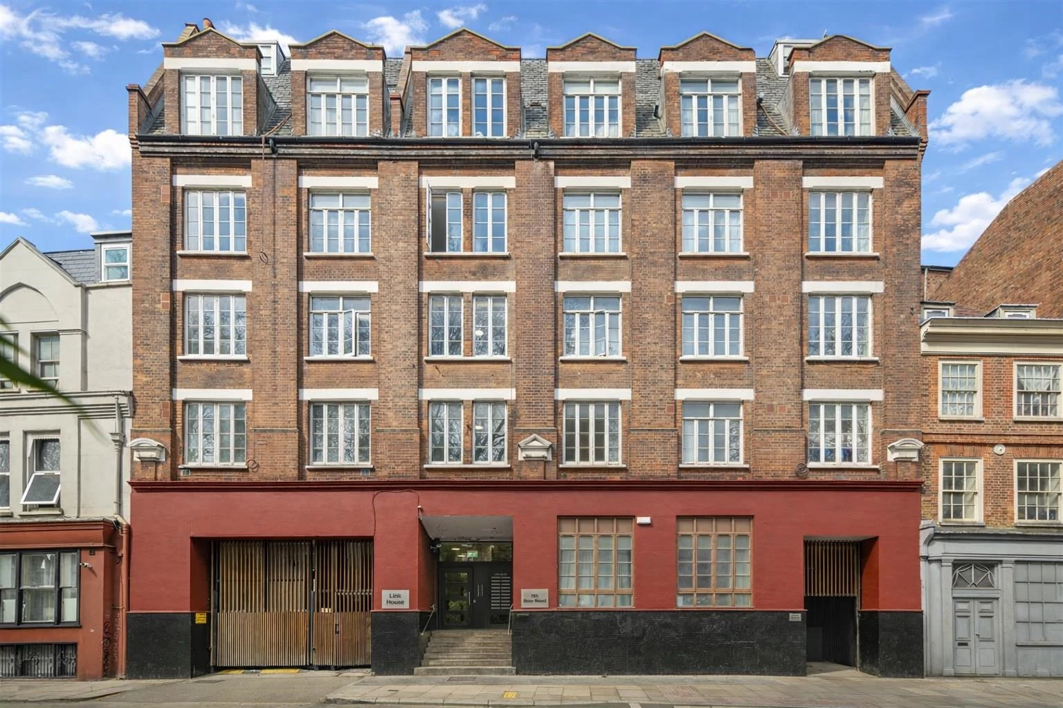 Similar Property: Apartment - Conversion in Bow