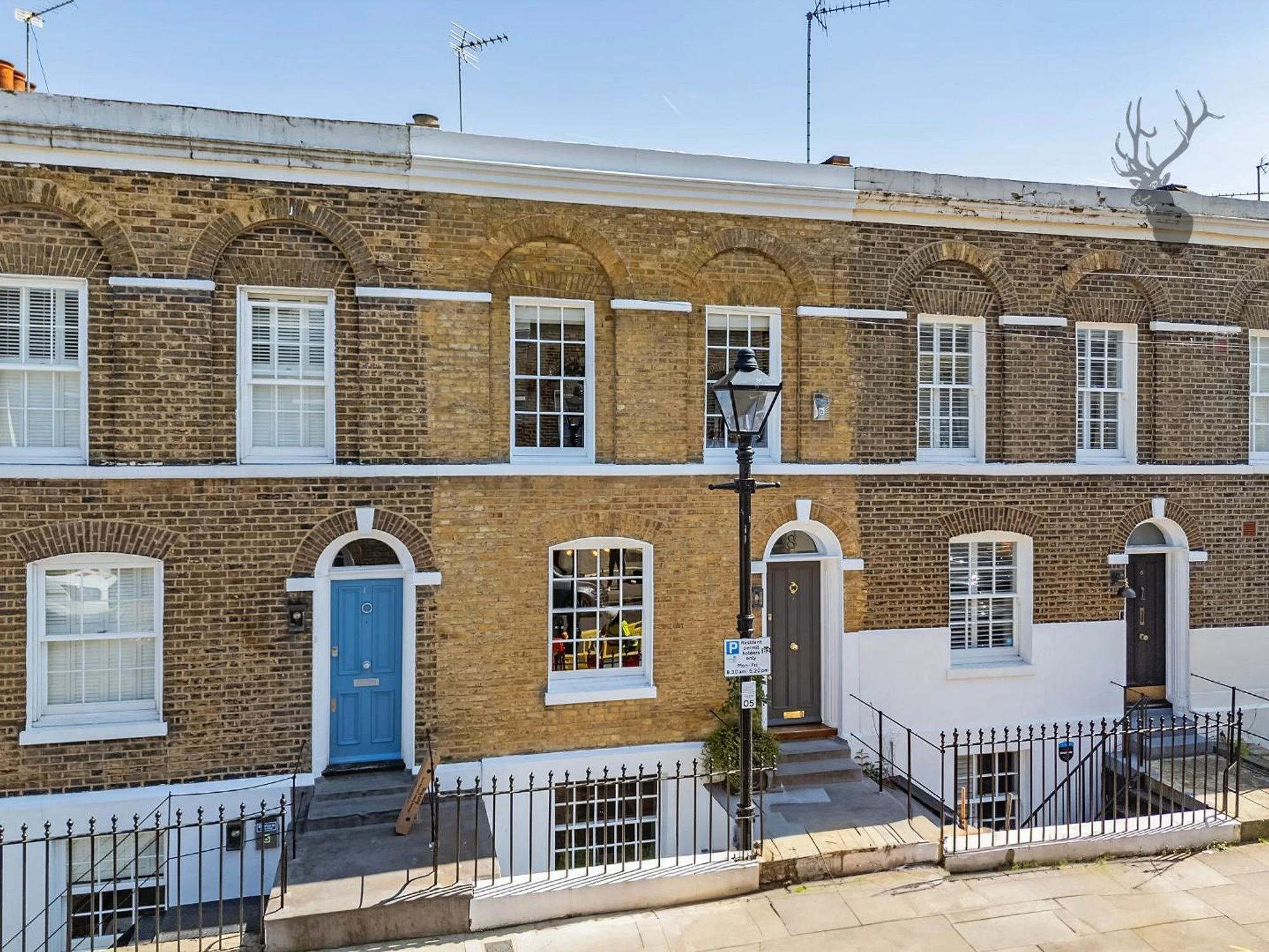 Similar Property: House in London