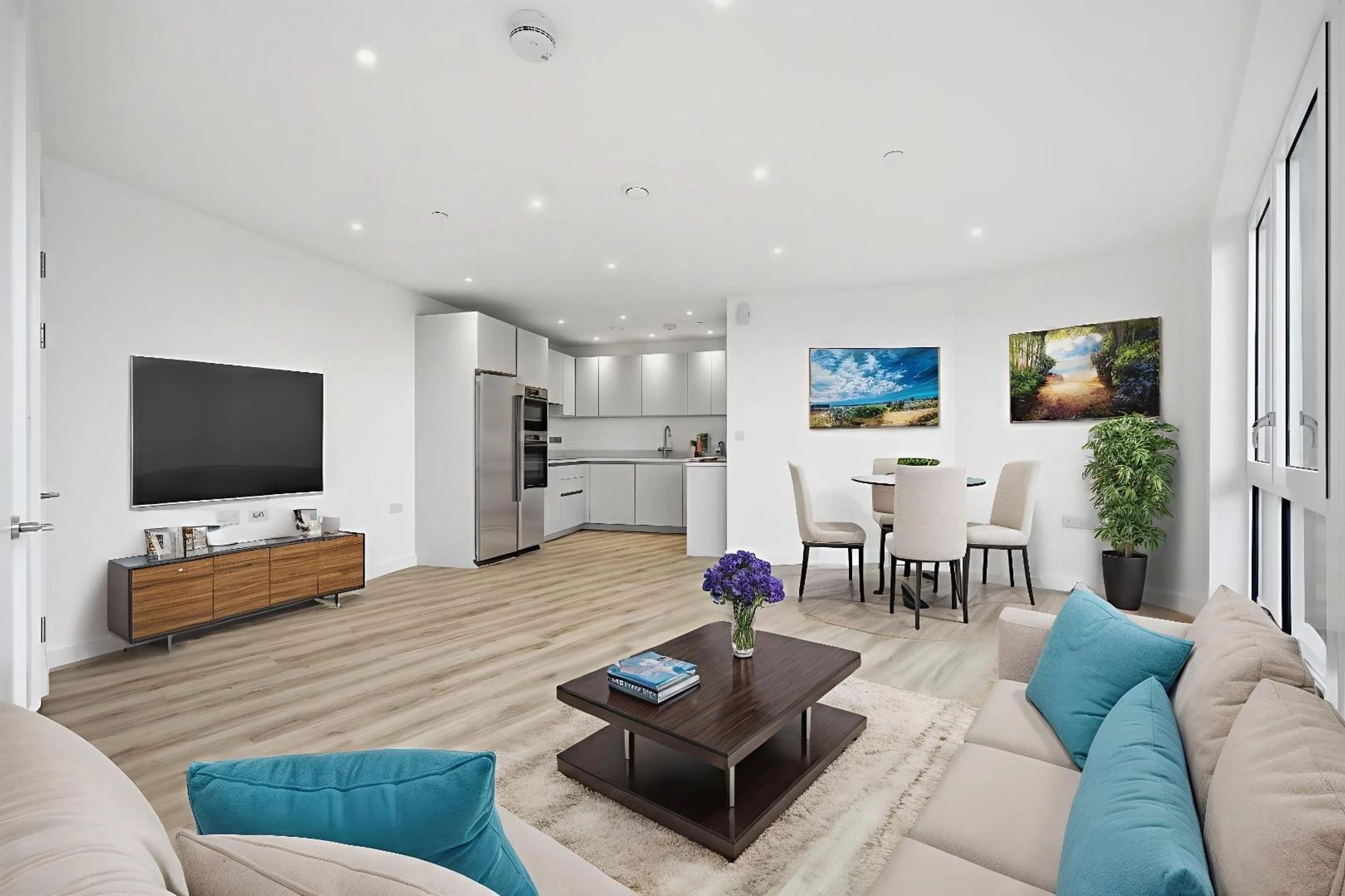Similar Property: Apartment in London