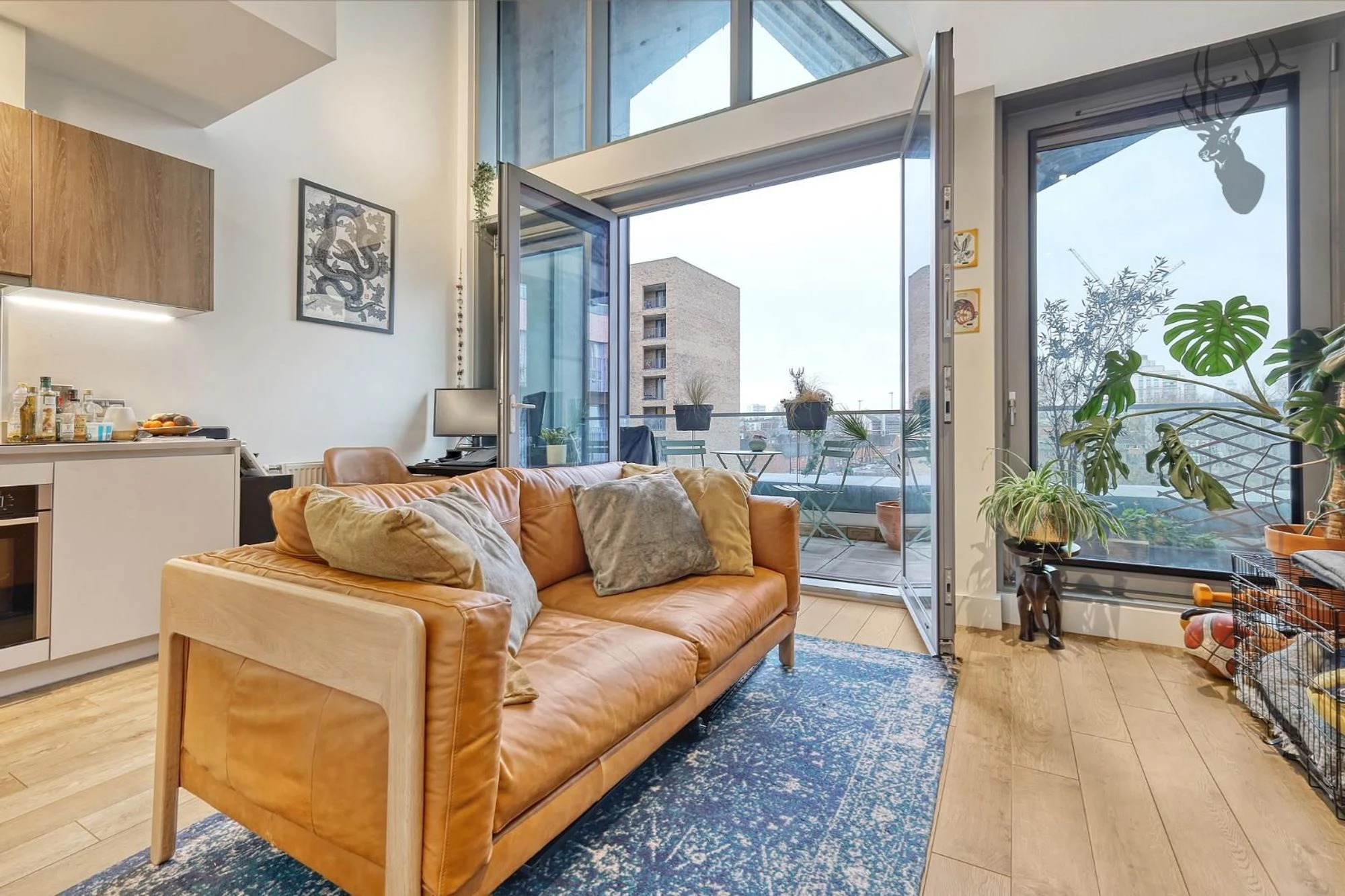 Similar Property: Apartment in London