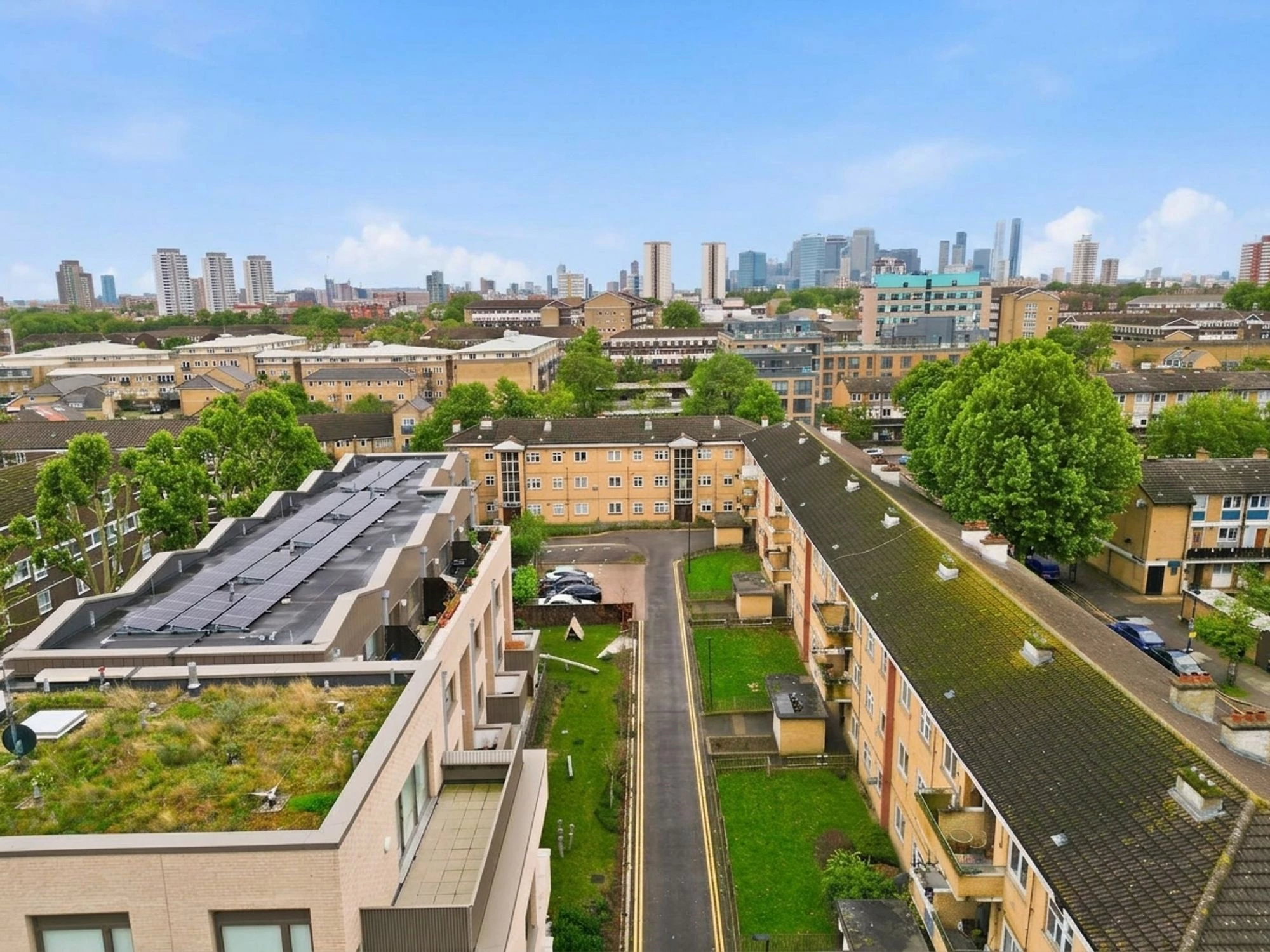 Similar Property: Maisonette in London