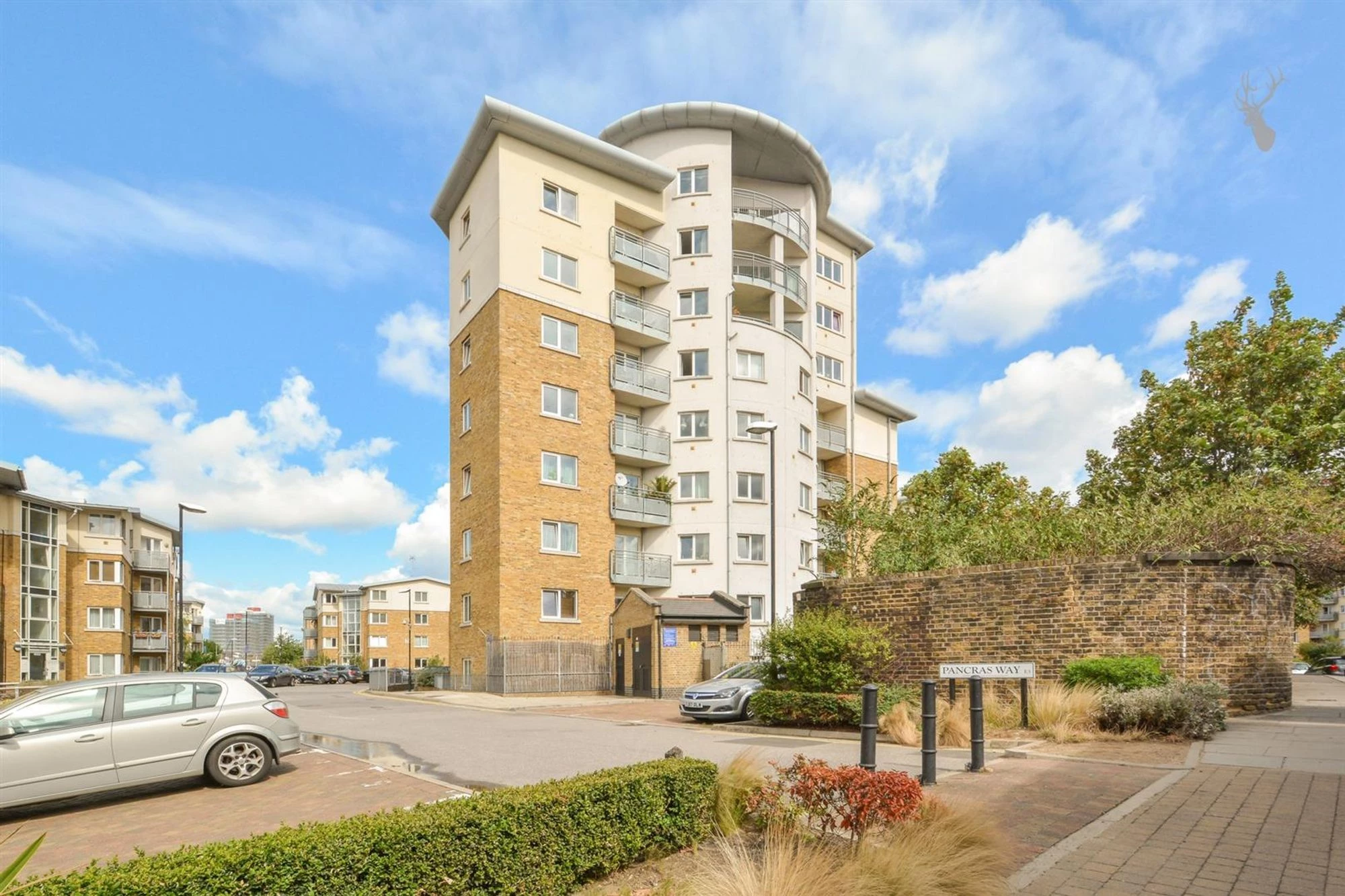 Similar Property: Flat in 