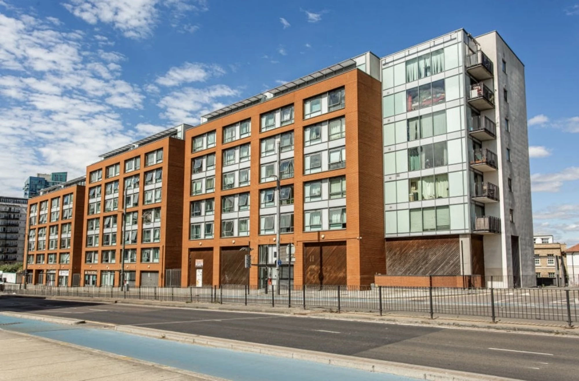Similar Property: Apartment in 