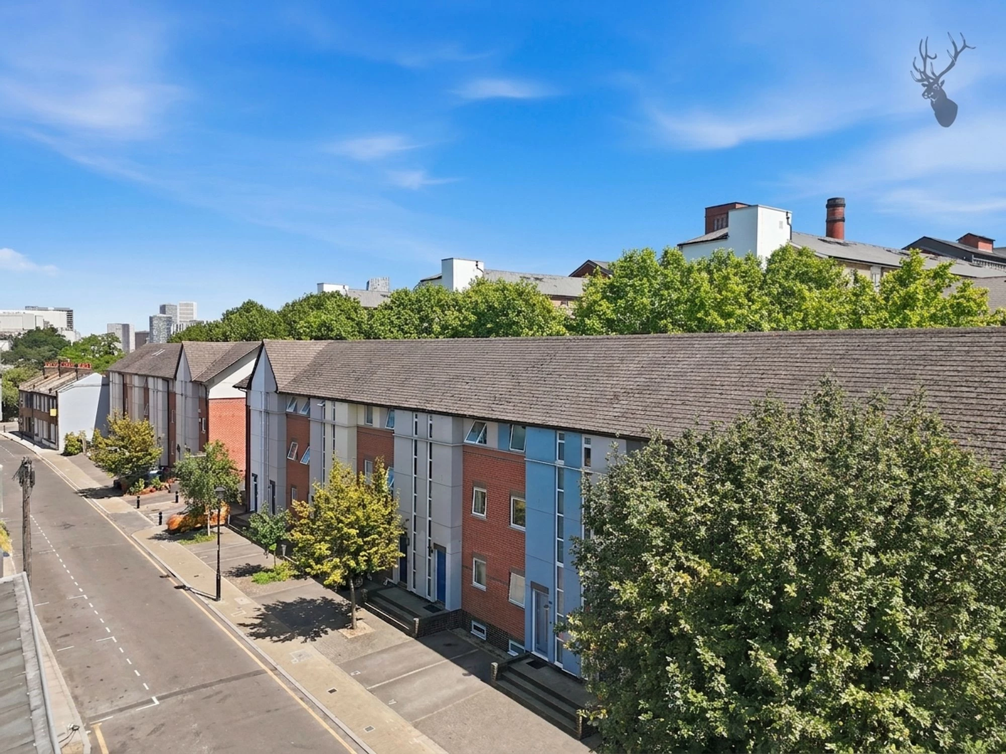 Similar Property: House Mid-Terraced in 